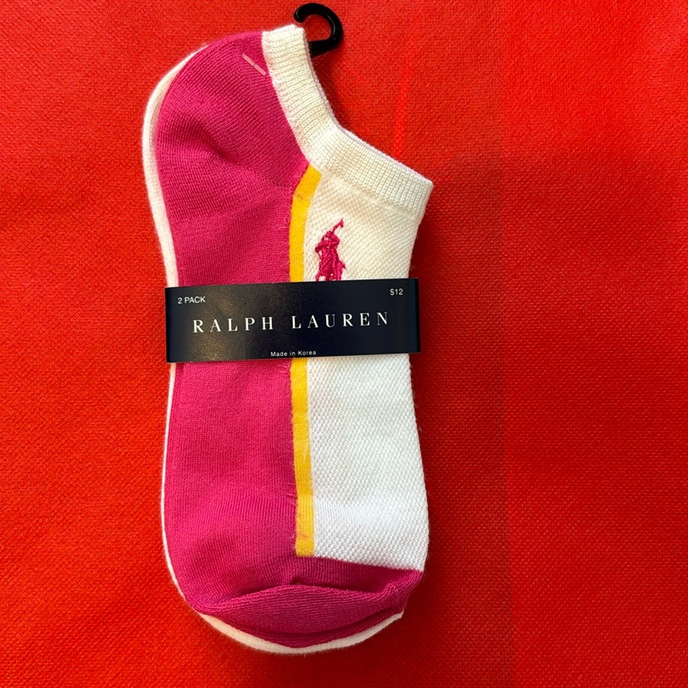 Women’s Ralph Lauren socks. There are two in this pack. Brand new.